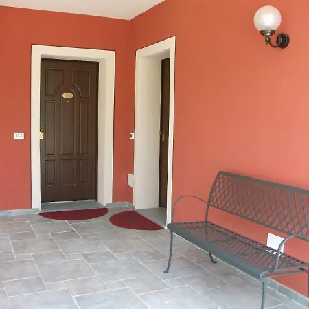 مزرعة للإقامة Agriturismo La Scuderia