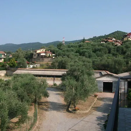 Agriturismo La Scuderia مزرعة للإقامة Molino Nuovo (Savona)
